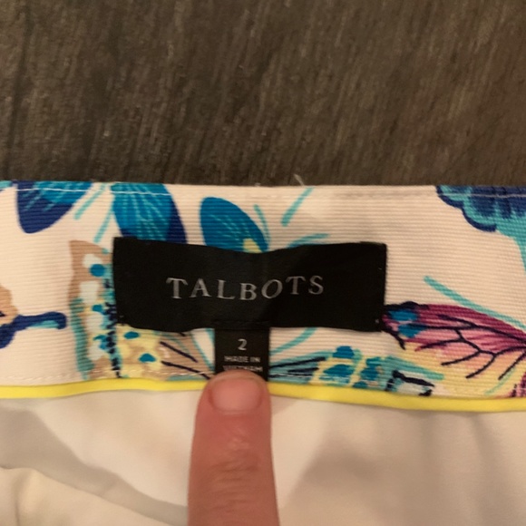 Talbots exquisite butterflies skirt. Worn‎ 1x then dry cleaned - Picture 3 of 7